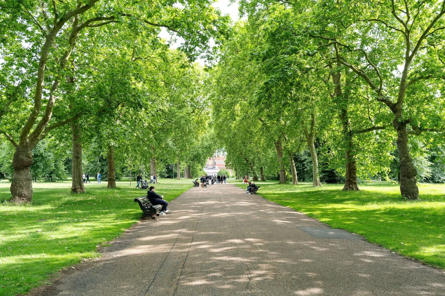 Where to Have a Summer Date in Park Lane